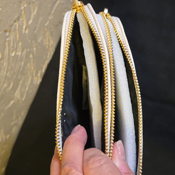 Steve Madden Wristlet NWT - Picture 7 of 10